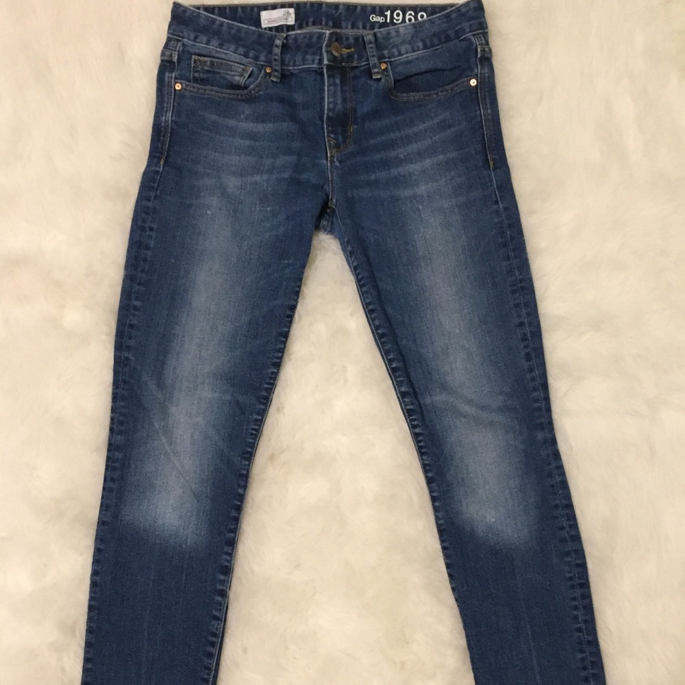 GAP skinny jeans - very comfortable!